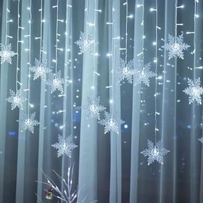 Cortina de Luzes LED Floco de Neve – Magia Natalina em Cada Detalhe